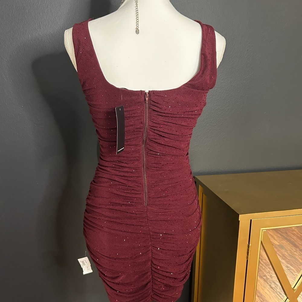 NWT Dark Cherry Burgundy Rhinestone Ruched Bodycon Mini Dress Scoop Neck Size L - Picture 8 of 9